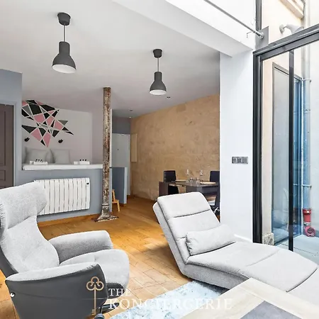 شقة Design & Confortable Avec Terasse